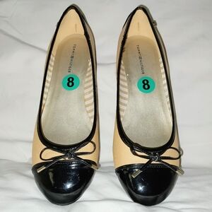 Tommy Hilfiger Black and Tan Heels (NEW)